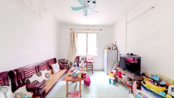 北部湾东路12号二手房实景图