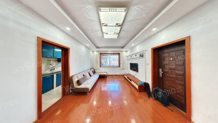 青云谱客运站宿舍二手房实景图