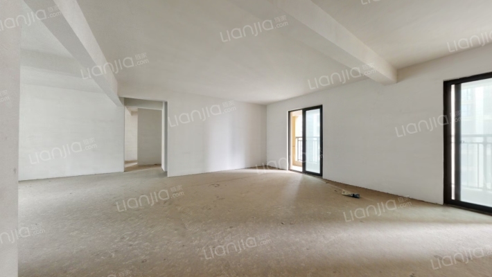 星海虹城四期鸿玺御园二手房实景图