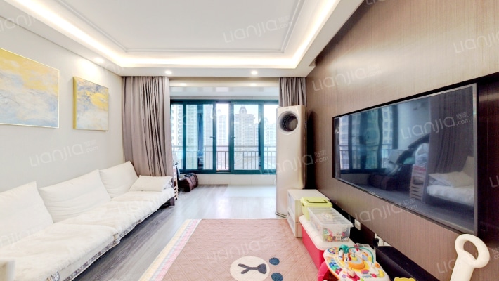 隆景华庭二手房实景图