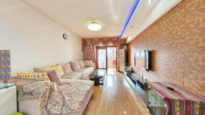 白兰地二手房实景图