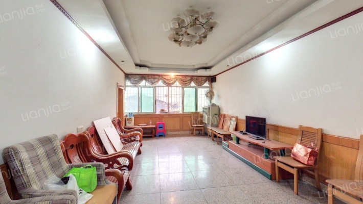 直港大道二手房实景图