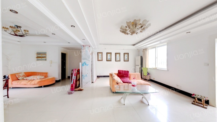 假日山庄二手房实景图