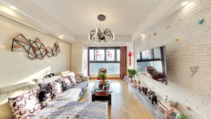 融创河滨之城雨澜轩二手房实景图