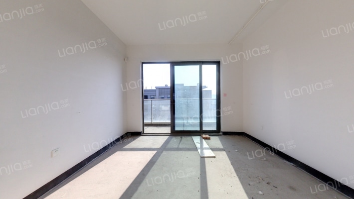 融创金成臻蓝府二手房实景图