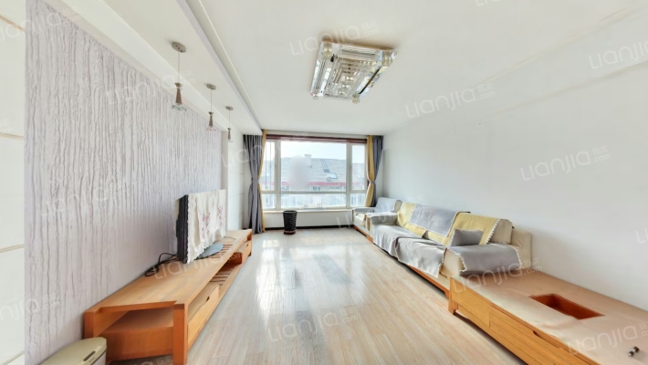 向阳街花园二手房实景图