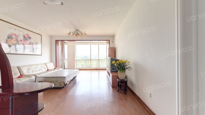 凤栖湾小区二手房实景图