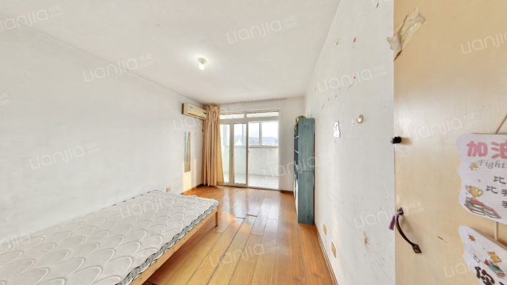 兴贤佳园近贤苑二手房实景图