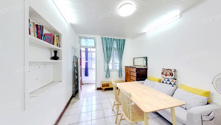 长江饭店宿舍二手房实景图