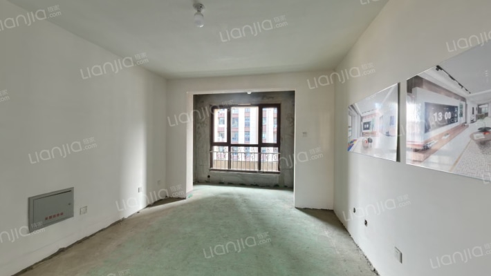 中央峰景二期二手房实景图