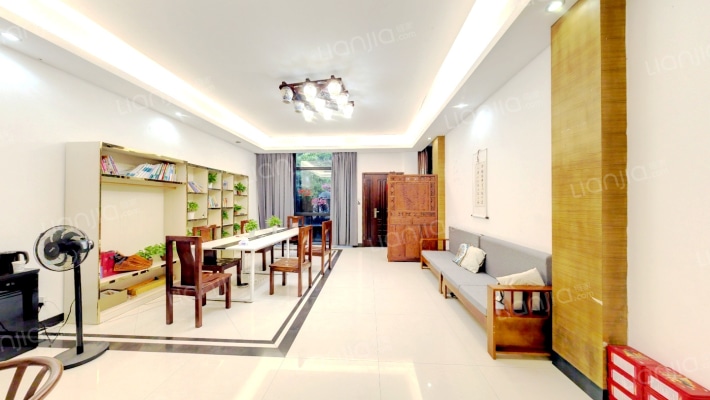 时代糖果别墅区二手房实景图