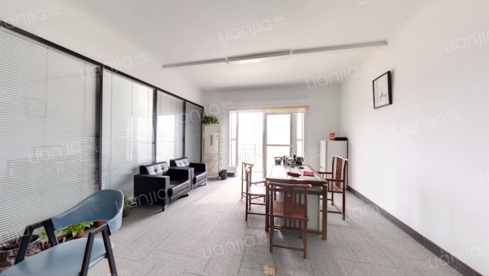 凯旋门广场二手房实景图