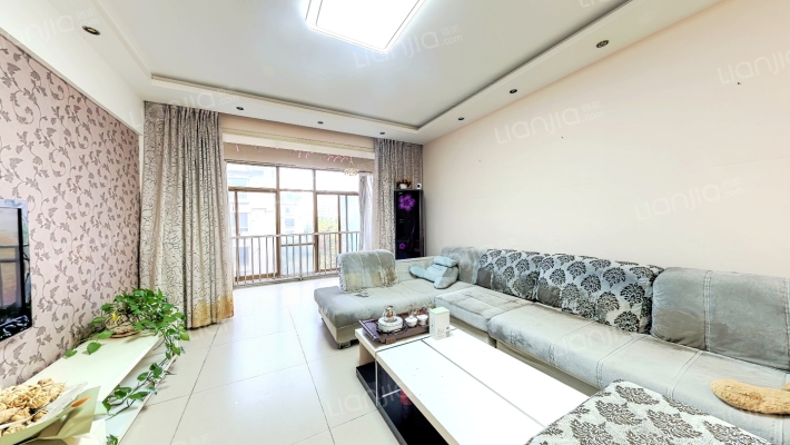 黄金国际二手房实景图