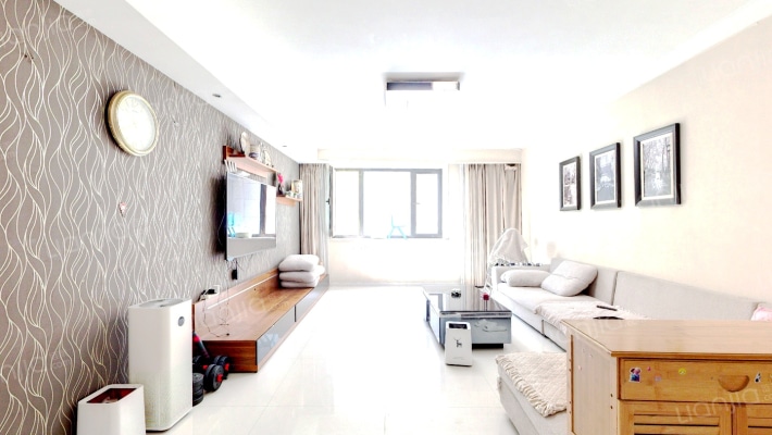 正弘蓝堡湾二手房实景图