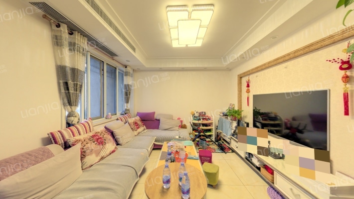 海岸城馨园二手房实景图