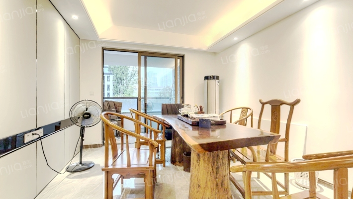 保利珑堂里院二手房实景图