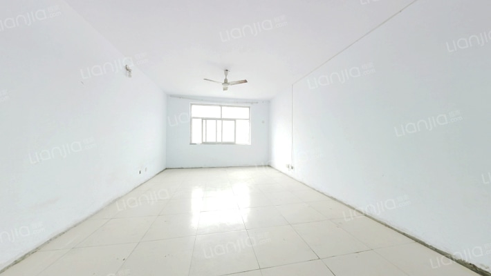 宏远馨苑二手房实景图