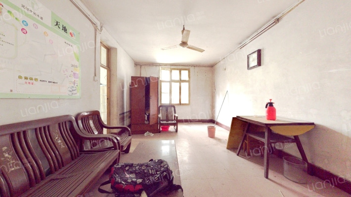 常青街扬子社区二手房实景图