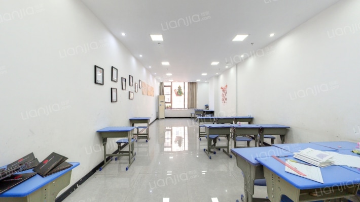 美的广场二手房实景图