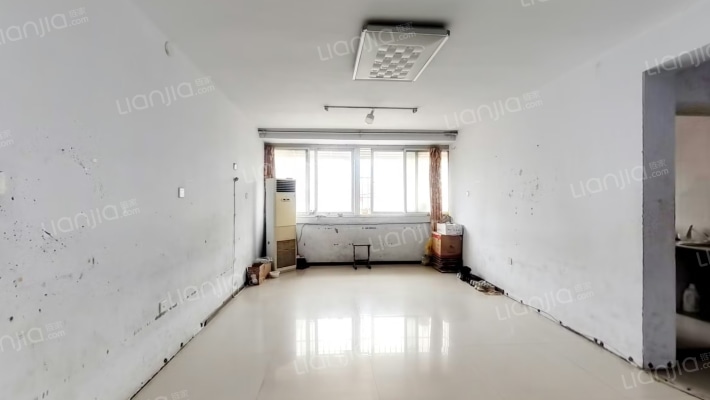 青年易居二手房实景图