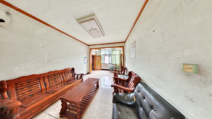 外南街485号院二手房实景图