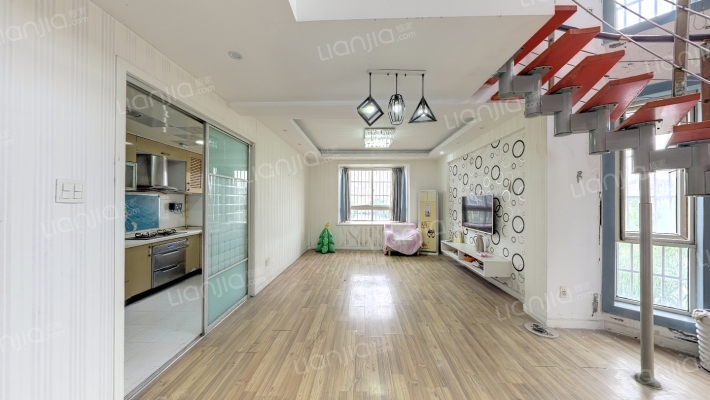 世纪名苑二手房实景图