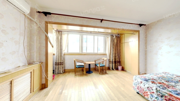 新闻西里二手房实景图