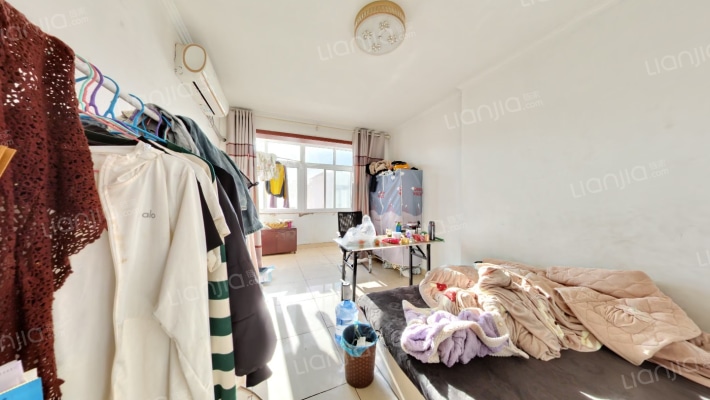 平安路散盘二手房实景图