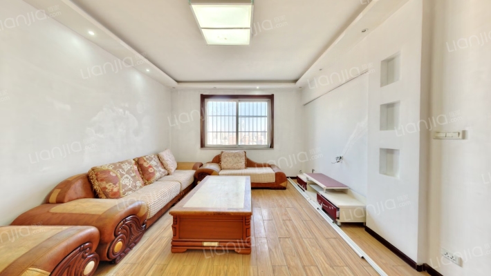 家和万世二手房实景图