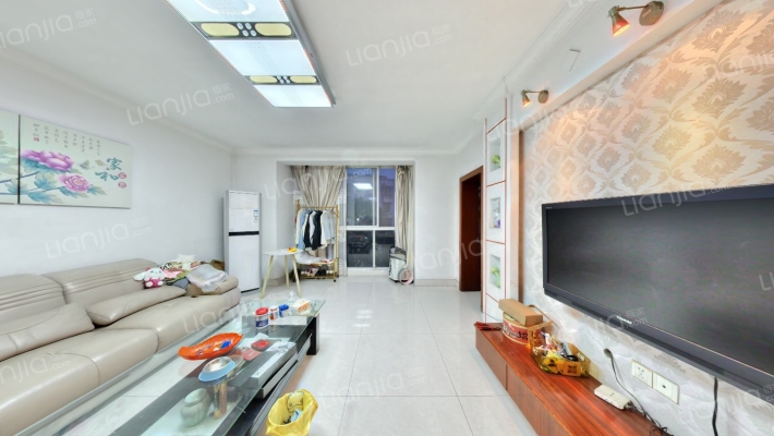 怡苑洋房二手房实景图