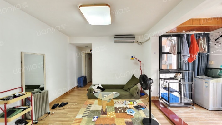 鸣翠谷花园二手房实景图