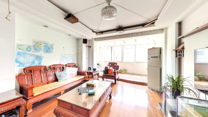 彩虹家园二手房实景图