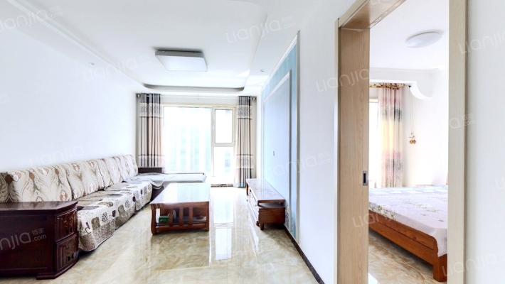 高铁旁，狮子城两居室，中高楼层，房本在手-客厅