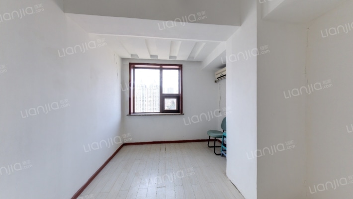 秀月风景二手房实景图