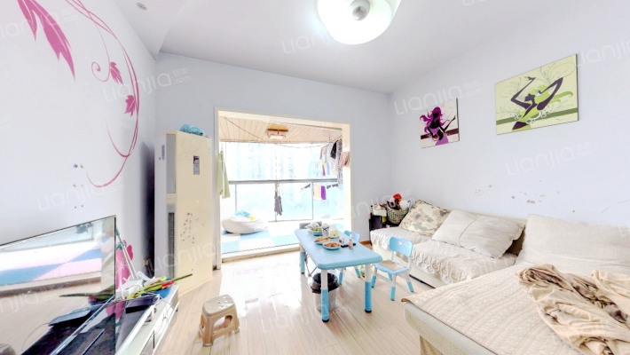 水岸华庭二手房实景图