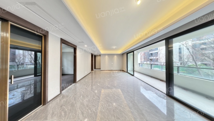 凤屿山河二手房实景图