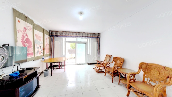 燕宁小区二手房实景图