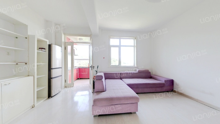 水映西山二手房实景图