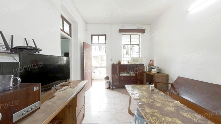 香料厂宿舍二手房实景图