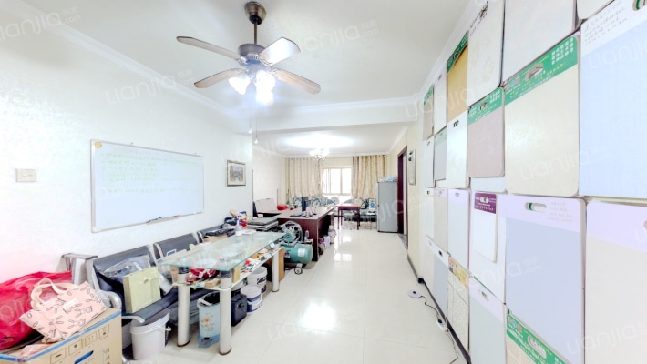 湖南环保涂料城二手房实景图