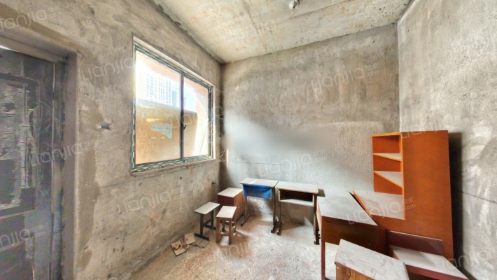 佳利花苑二手房实景图