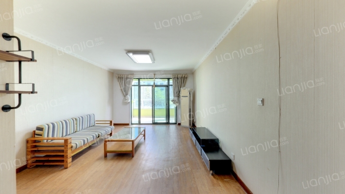 加州枫景二手房实景图