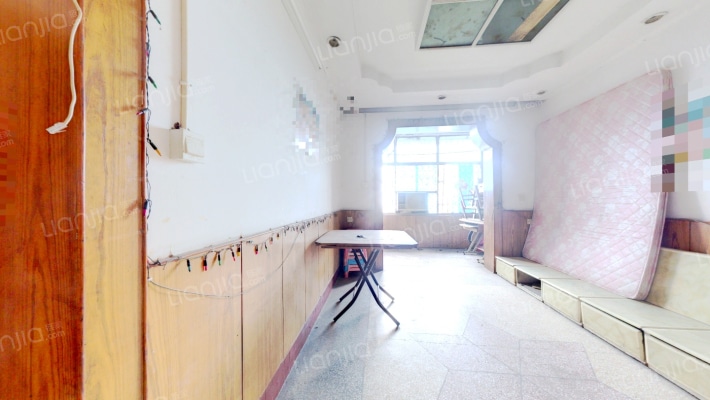 解放坡35号二手房实景图