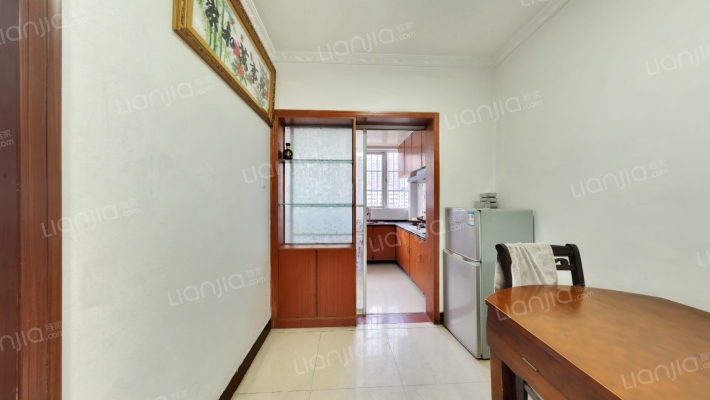 韩侯花园二手房实景图