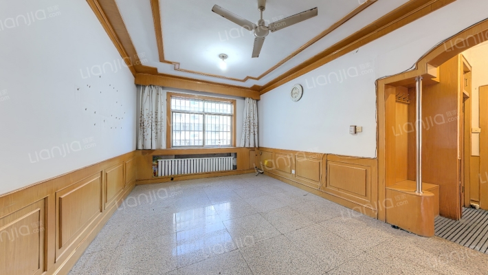 交通局宿舍二手房实景图