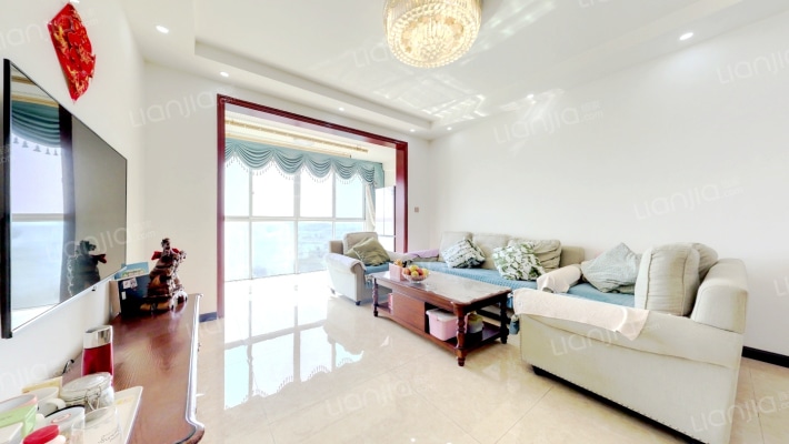 怡静湖二手房实景图