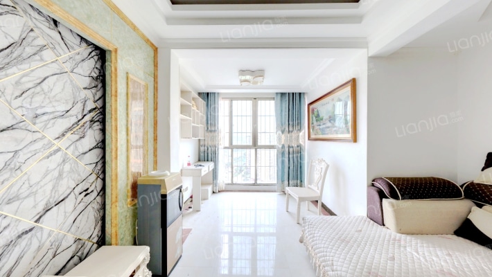 逸坤尚品二手房实景图