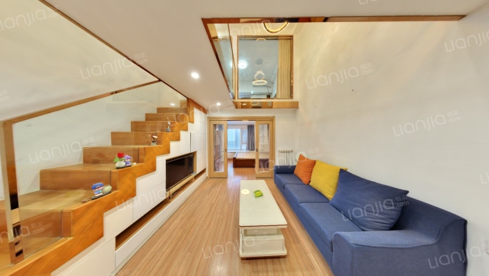 万科小世界二期二手房实景图