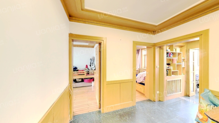 太铁材料厂宿舍二手房实景图