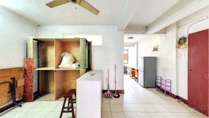 泉塘小区二区二手房实景图